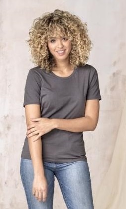 woman in grey t-shirt and jeans